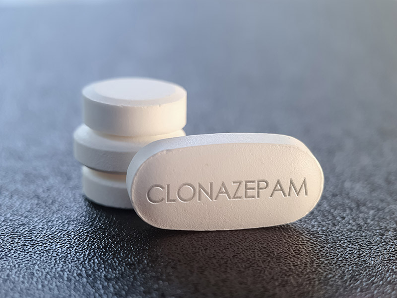 a pill labelled clonazepam
